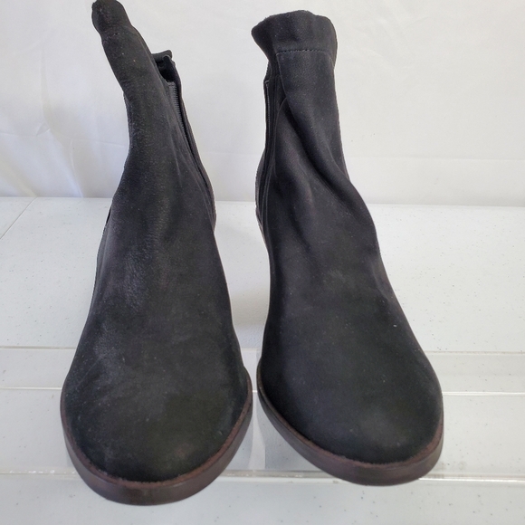 Lucky Brand Jana Suede Boot Size 10M Stacked Heel Black Ankle Bootie - Picture 11 of 11